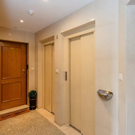 شقة Liiiving In Gaia - Douro Balcony View فيلا نوفا دي غايا